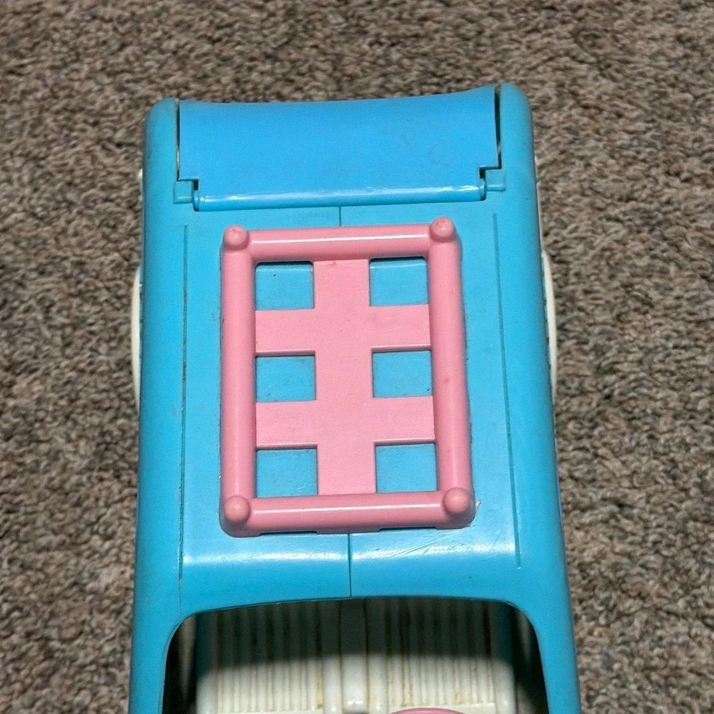 Vintage 1993 Fisher Price Loving Family Minivan Van Blue Pink Dollhouse Vehicle